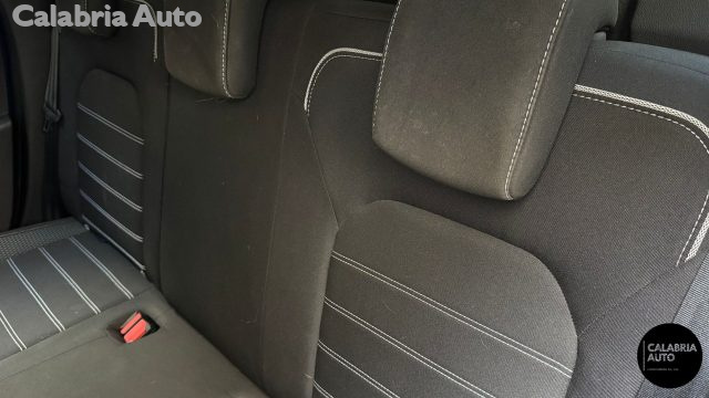 Dacia Duster 1.0 TCe GPL 4x2 Journey UP, del 2023, 82.637 km, in vendita a Gioia Tauro (RC)