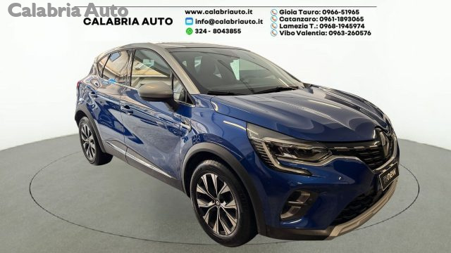 Renault Captur Mild Hybrid 140 CV Techno - foto 2 di 4