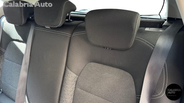 Renault Captur TCe 100 CV GPL Equilibre, del 2024, 28.645 km, in vendita a Gioia Tauro (RC)