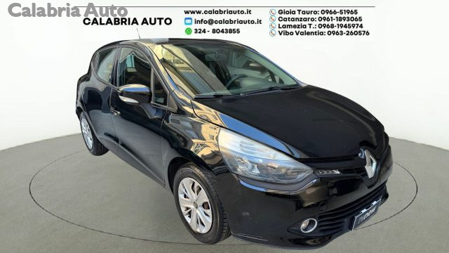 Renault Clio 1.2 75CV 5 porte Zen - foto 2 di 4