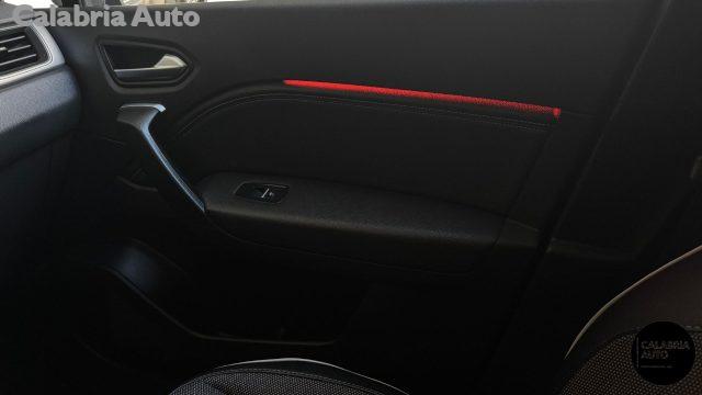 Renault Captur TCe 100 CV GPL Techno, del 2023, 63.361 km, in vendita a Gioia Tauro (RC)
