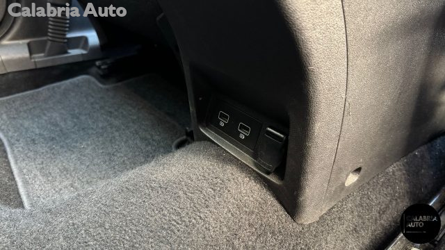 Renault Kadjar Blue dCi 8V 115CV EDC Intens, del 2021, 144.204 km, in vendita a Gioia Tauro (RC)