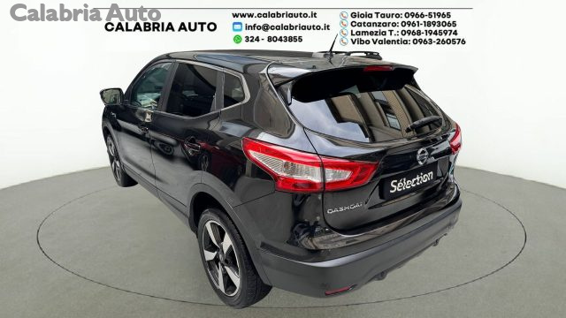 Nissan Qashqai 1.5 dCi Acenta Premium - foto 3 di 4