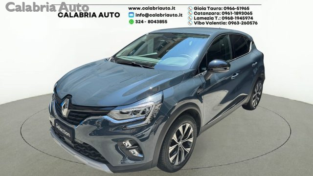 Renault Captur Full Hybrid E-Tech 145 CV Techno - foto 2 di 4