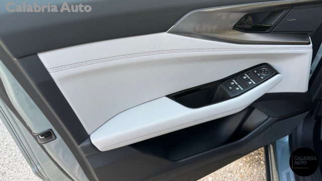 Renault Espace Full Hybrid E-Tech 200 7p Esprit Alpine km 0 a GIOIA TAURO