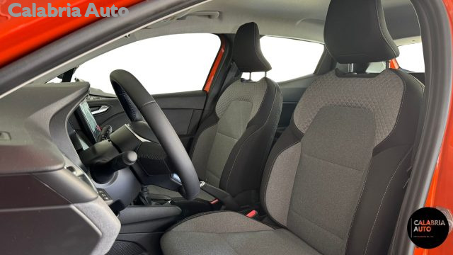 Renault Clio Blue dCi 100 CV 5 porte Evolution, del 2025, 1 km, in vendita a Gioia Tauro (RC)