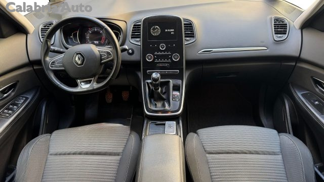 Renault Scenic Scénic Blue dCi 120 CV Sport Edition2, del 2019, 104.236 km, in vendita a Gioia Tauro (RC)