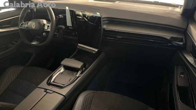 Renault Rafale E-Tech 4x4 300 CV Atelier Alpine km 0 a GIOIA TAURO