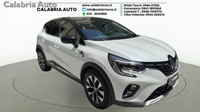 Renault Captur Full Hybrid E-Tech 145 CV Techno - foto 2 di 32