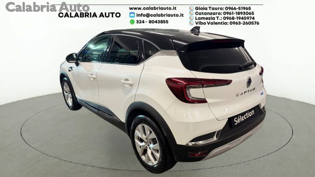Renault Captur Full Hybrid E-Tech 145 CV Intens - foto 3 di 4