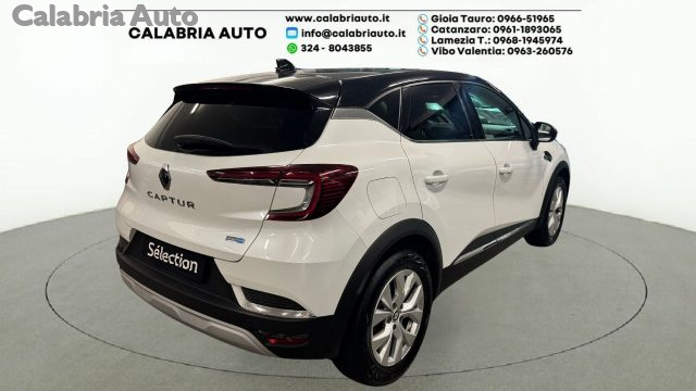 Renault Captur Full Hybrid E-Tech 145 CV Intens - foto 4 di 4