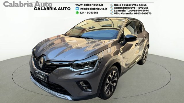 Renault Captur Full Hybrid E-Tech 145 CV Techno auto - foto 2 di 4