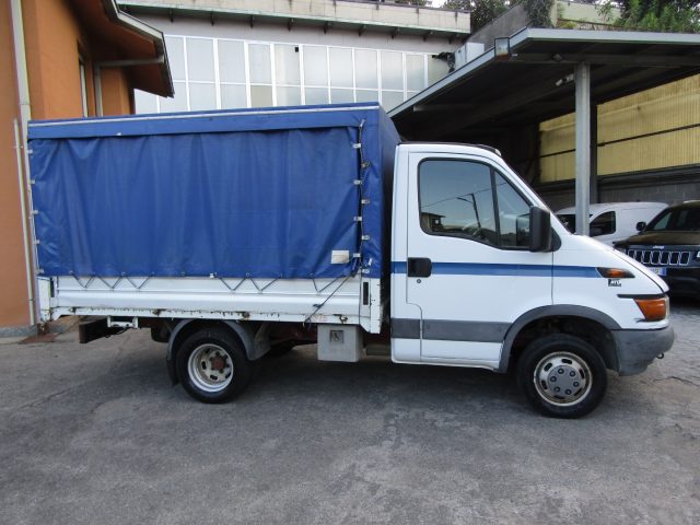 Iveco Daily Daily 35C12P 2.3 Hpi CASSONATO TELONATO GEMELLATO - foto 4 di 4
