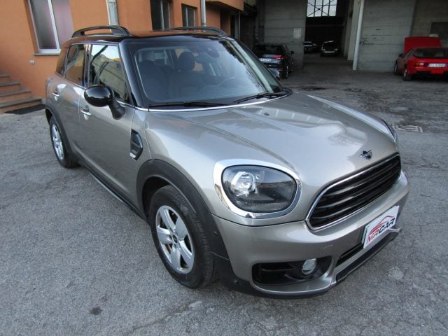 MINI Cooper D Countryman Cooper D 2.0 Hype auto * 108.000 KM * - foto 3 di 35