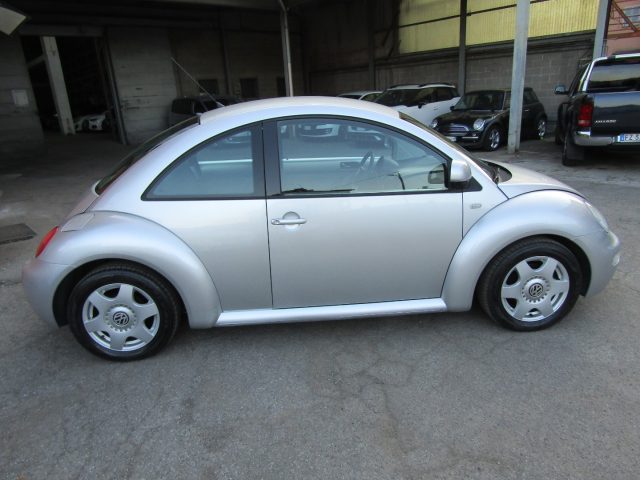 Volkswagen New Beetle 2.0 * 128.000 KM REALI * - foto 4 di 4