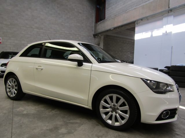Audi A1 A1 1.2 TFSI Ambition 3 PORTE * 170.000 KM REALI * - foto 3 di 4