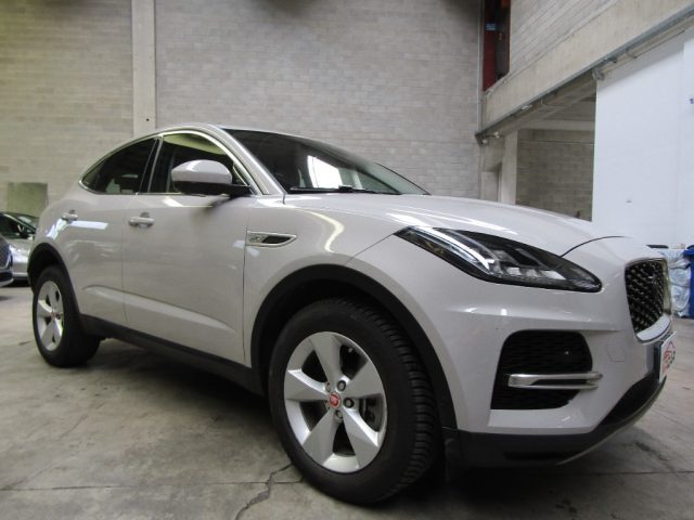 Jaguar E-Pace E-Pace 2.0D I4 163 CV AWD Auto R-Dynamic SE - foto 3 di 4