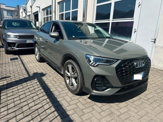 Audi Q3 Sportback SPB 35 2.0 TDi S-LINE S LINE SLINE 4x4 - foto 2 di 4