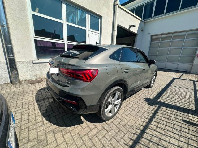 Audi Q3 Sportback SPB 35 2.0 TDi S-LINE S LINE SLINE 4x4 - foto 4 di 4