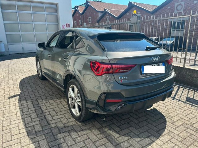 Audi Q3 Sportback SPB 35 2.0 TDi S-LINE S LINE SLINE 4x4 - foto 3 di 4