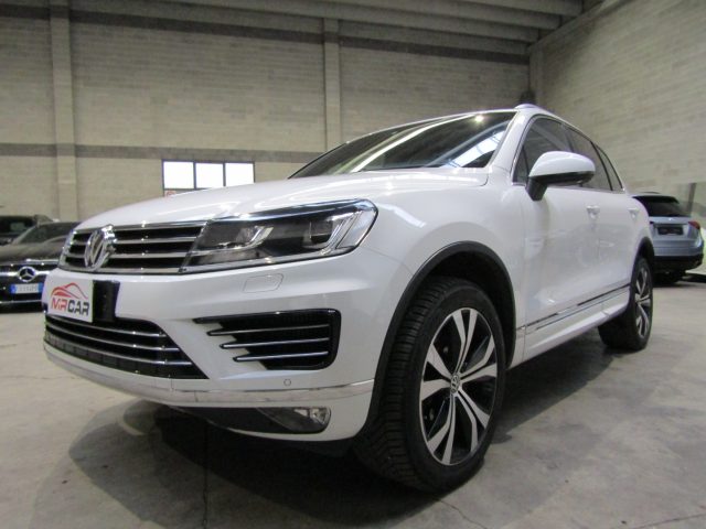 Volkswagen Touareg Touareg 3.0 V6 TDi R-LINE R LINE RLINE 110.000 KM usato a LECCO
