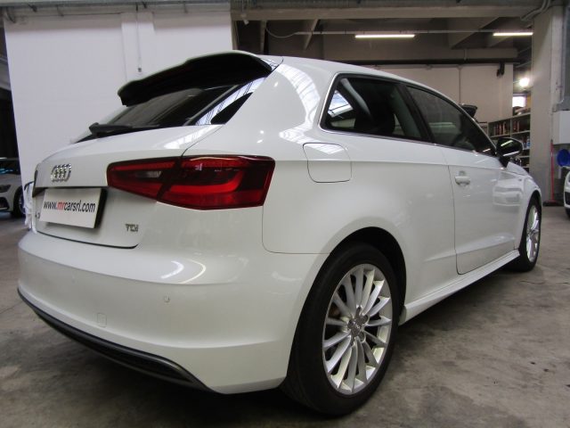 Audi A3 A3 3P 1.6 TDi SLINE S-LINE S LINE *158.000 KM* - foto 4 di 4