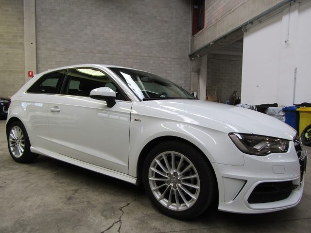 Audi A3 A3 3P 1.6 TDi SLINE S-LINE S LINE *158.000 KM* - foto 3 di 4