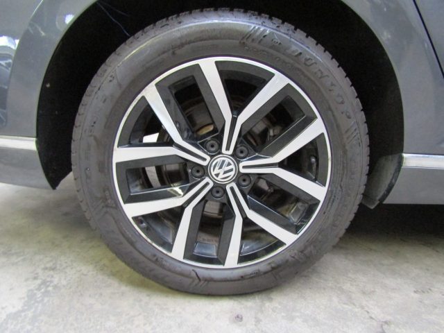 Volkswagen Passat Variant 2.0 TDi SCR Executive 4Motion DSG 4x4 - foto 4 di 4