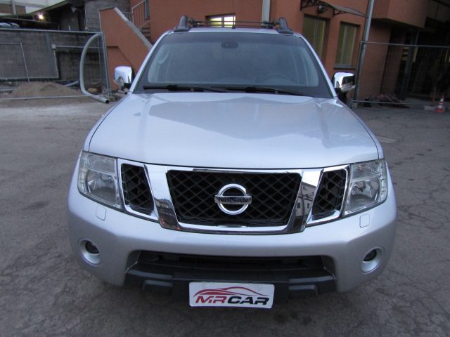 Nissan Navara 3.0 V6 dCi Double Cabinet HardTop LE *283.000 KM* - foto 4 di 4