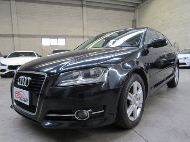 Audi A3 A3 Sportback 1.6 TDi Ambiente *140.000 KM* usato a LECCO