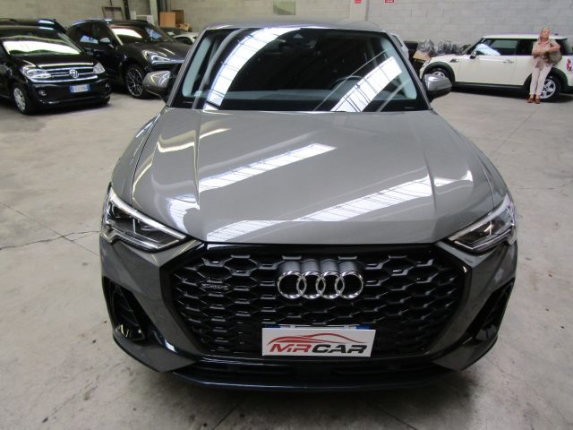 Audi Q3 Sportback SPB 35 2.0 TDi S-LINE S LINE SLINE 4x4 - foto 2 di 4