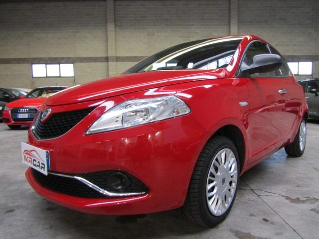 Lancia Ypsilon Ypsilon 1.2 Platinum * 59.000 KM REALI *, del 2017, 50.000 km, in vendita a Lecco (LC)