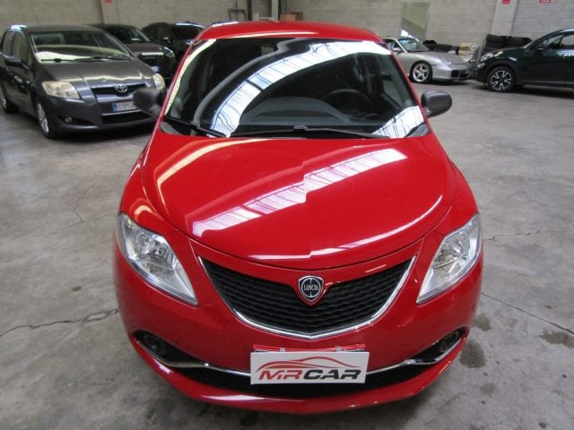 Lancia Ypsilon Ypsilon 1.2 Platinum * 59.000 KM REALI * - foto 2 di 4