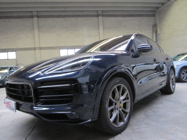 Porsche Cayenne Coupé 3.0 V6 e-Hybrid * 132.000 KM REALI *, del 2022, 130.000 km, in vendita a Lecco (LC)