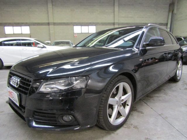 Audi A4 A4 3.0 V6 TDi Advanced quattro S-LINE SLINE S LINE, del 2010, 270.000 km, in vendita a Lecco (LC)
