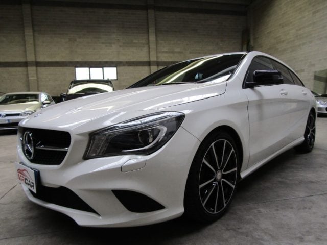 Mercedes-Benz CLA 200 Cla 200d 200 d S.W. Automatic Sport *166.000 KM*, del 2015, 160.000 km, in vendita a Lecco (LC)