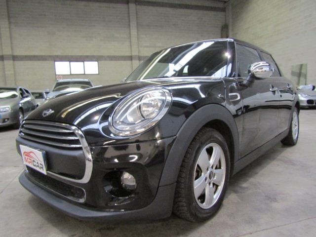 MINI One Cooper One D 1.5 Business 5p * 114.000 KM REALI *, del 2017, 100.000 km, in vendita a Lecco (LC)