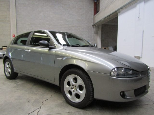 Alfa Romeo 147 147 1.9 JTD Progression * 223.000 KM REALI * - foto 3 di 4