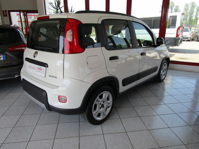 Fiat Panda 1.0 FireFly S&S Hybrid City Life - foto 3 di 4