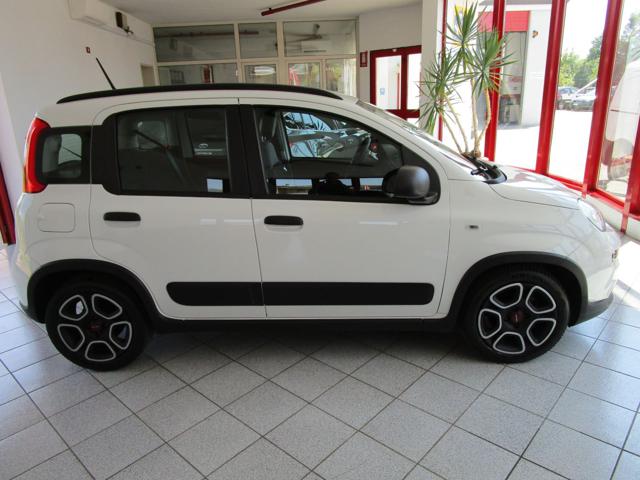 Fiat Panda 1.0 FireFly S&S Hybrid City Life - foto 4 di 4