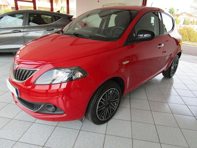 Lancia Ypsilon 1.0 FireFly 5 porte S&S Hybrid Gold usato a RIVIGNANO TEOR