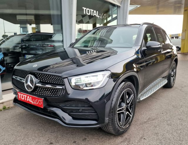 Mercedes-Benz GLC 300 de 4Matic EQ-Power Premium AMG - foto 3 di 4