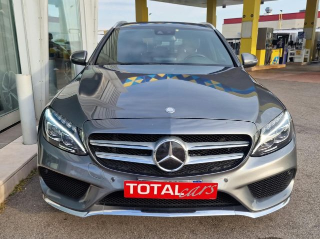 Mercedes-Benz C 220 d S.W. Auto Premium AMG - foto 2 di 15