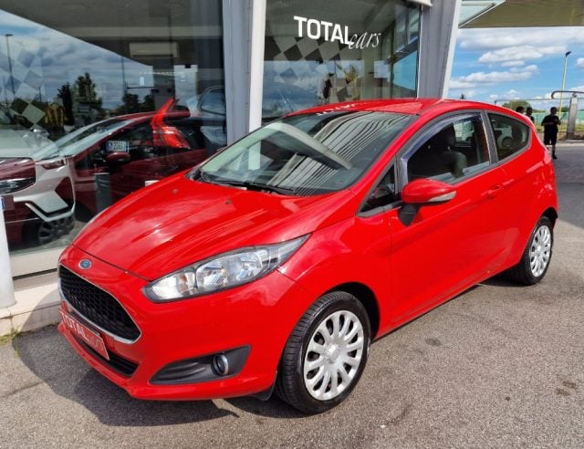 Ford Fiesta 1.4 3 porte Bz.- GPL Business, del 2016, 91.895 km, in vendita a Bassano Del Grappa (VI)