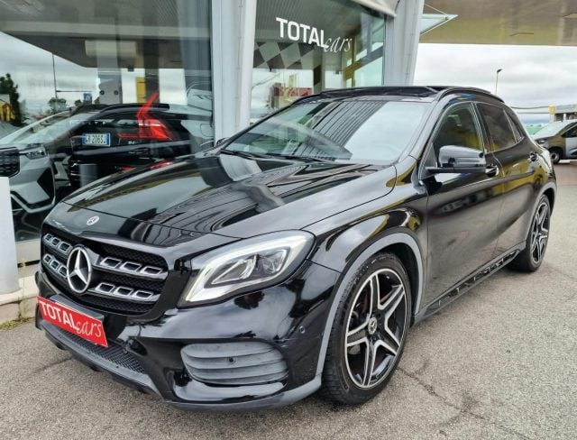Mercedes-Benz GLA 200 d Automatic Premium AMG OK NEO PATENTATI, del 2018, 166.145 km, in vendita a Bassano Del Grappa (VI)
