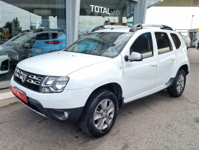 Dacia Duster 1.6 115CV Start&Stop 4x2 GPL Lauréate - foto 3 di 4