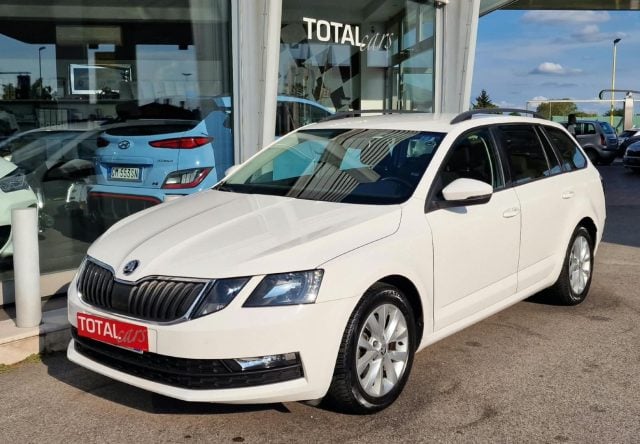Skoda Octavia 1.4 TSI DSG Wagon Executive G-Tec OK NEO PATENTATI - foto 4 di 4