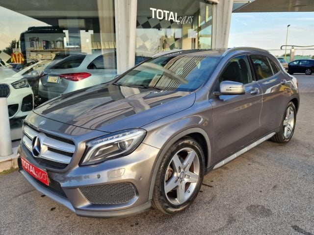 Mercedes-Benz GLA 200 d Automatic 4Matic Premium AMG OK NEO PATENTATI - foto 3 di 4