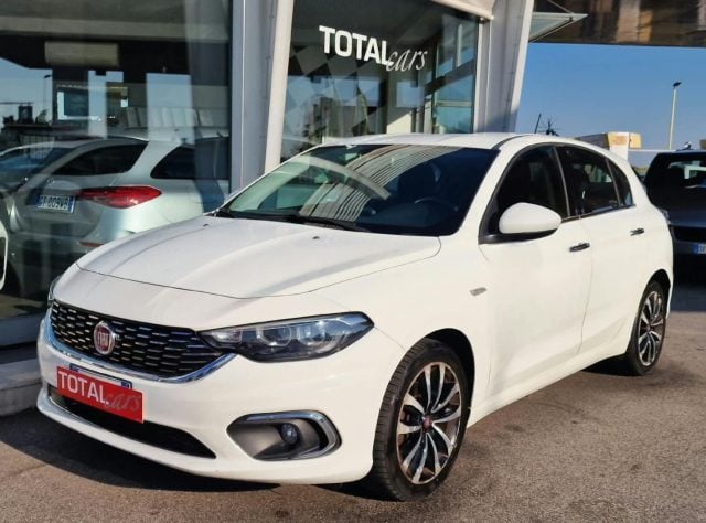 Fiat Tipo 1.3 Mjt S&S 5 porte Lounge OK NEO PATENTATI, del 2018, 102.034 km, in vendita a Bassano Del Grappa (VI)