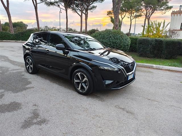 Nissan Qashqai 1.3 mhev N Connecta 2wd 140cv usato a TARANTO